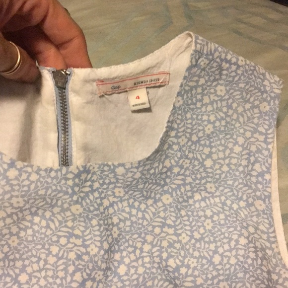 Gap 4 blue and white lined dress worn once. - Picture 3 of 6